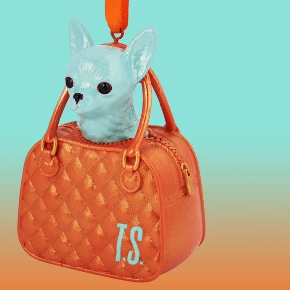 Taylor Swift Toy Chihuahua Barking at Me From a Tiny Purse Ornament